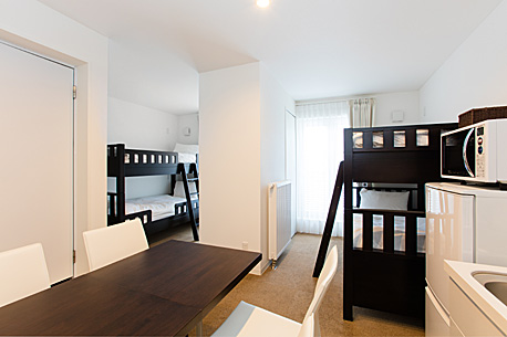 4 beds studio with bunk beds